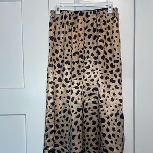 Leopard silky skirt